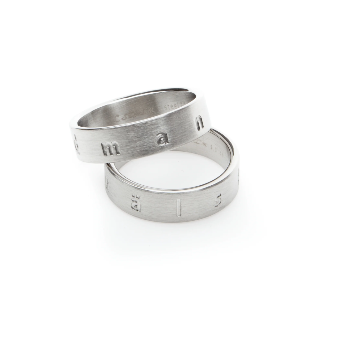 Small ring med gravyren "älskad man"