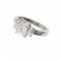 Trippelring med baguettslipade zirconia
