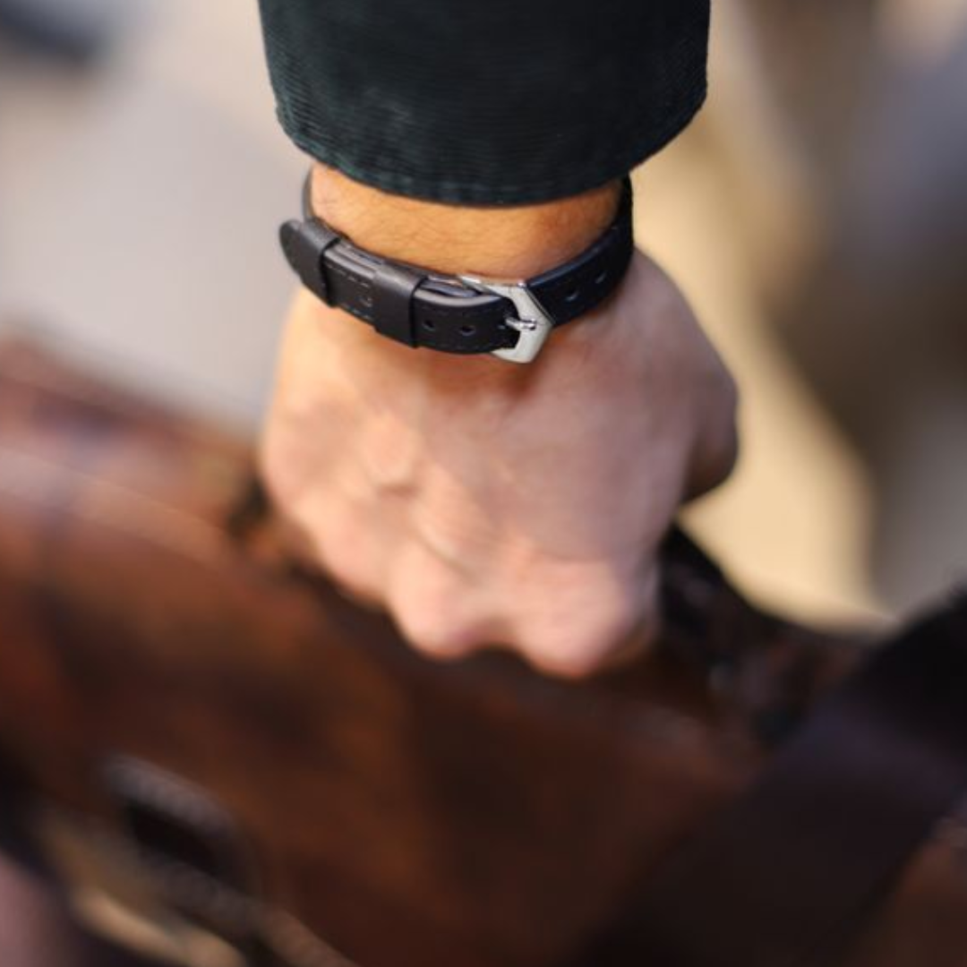 LÄDERARMBAND enkelradigt