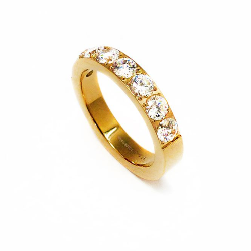 4mm Semi Alliansring med 8st klara Zirconia ste...