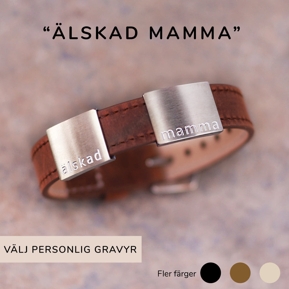 Snyggt och stilrent läderarmband med färdig personlig gravyr - Köp gärna även till brickor med EGEN GRAVYR!