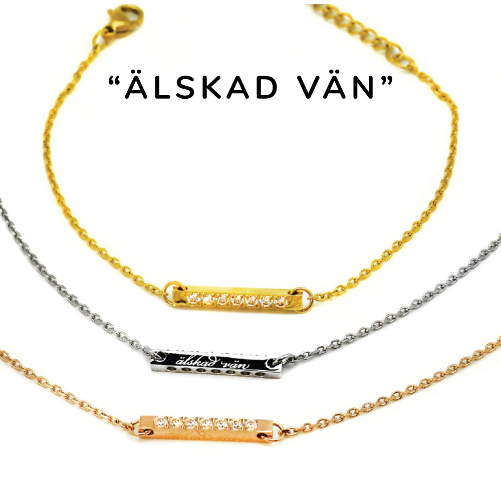 Nätt armband med gravyr - Finaste gåvan till någon viktig i ditt liv! Är ordet du vill ha slutsålt? Sök på Namnarmband istället :-)