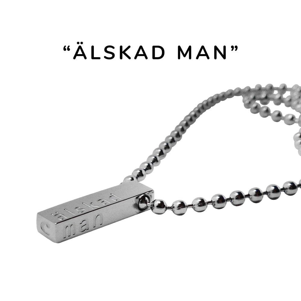 Underbart och personligt halsband i stål, valfri längd. Den perfekta gåvan till någon du älskar - vuxen som barn.