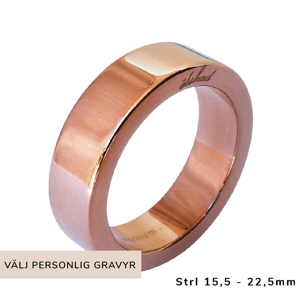 Slät ring med plats för egen gravyr - passar både herr och dam - Gravyr på insidan eller utsidan ingår i priset om du vill!